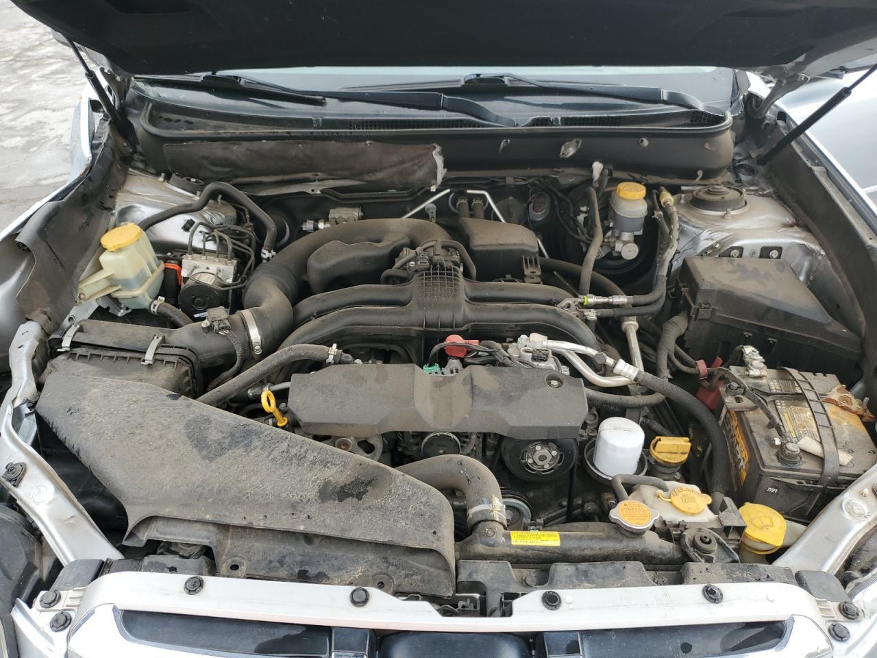 2013 SUBARU Outback
