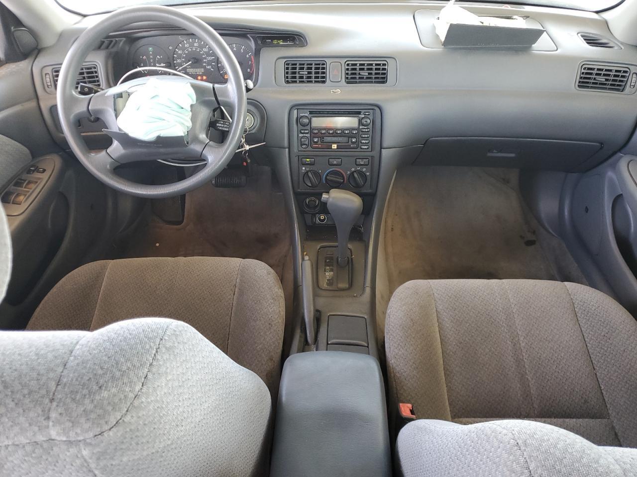2001 TOYOTA CAMRY