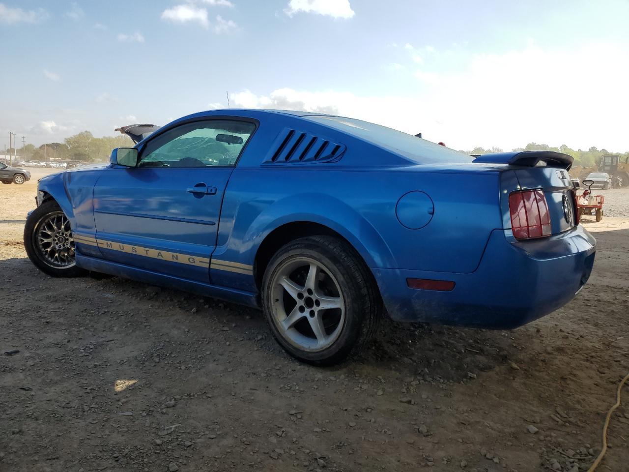 2005 FORD MUSTANG