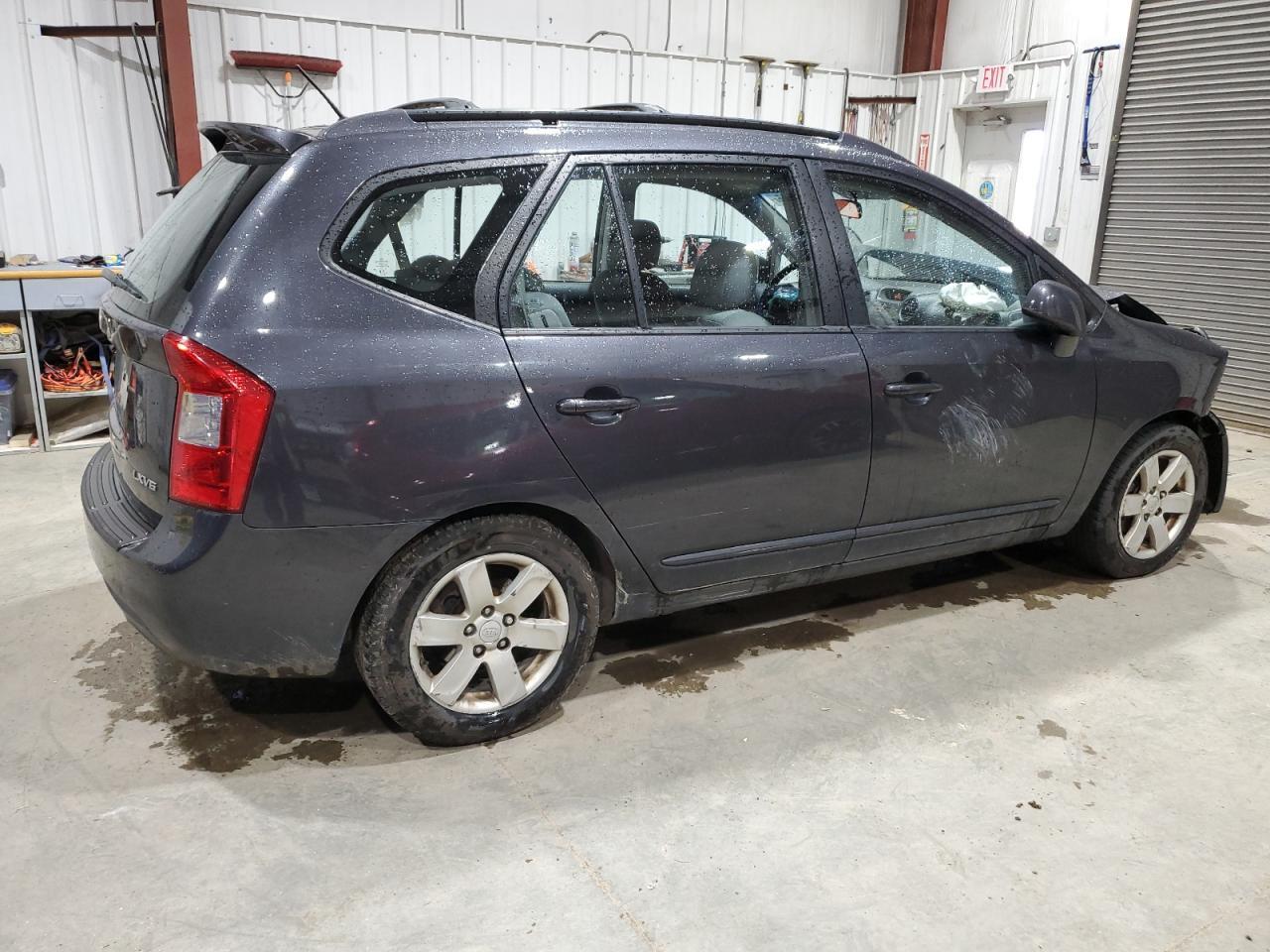 2007 KIA RONDO
