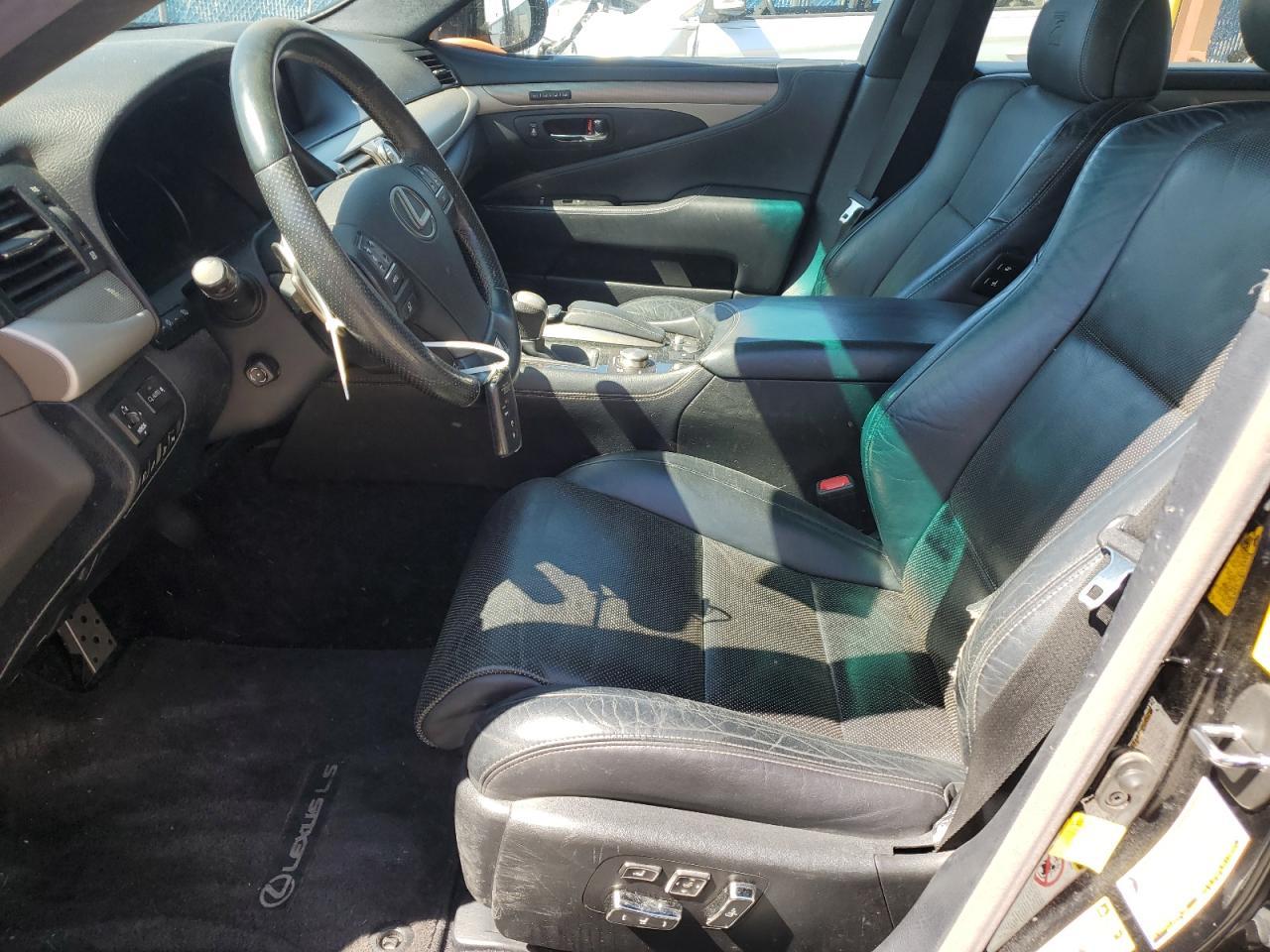 2013 LEXUS LS 460