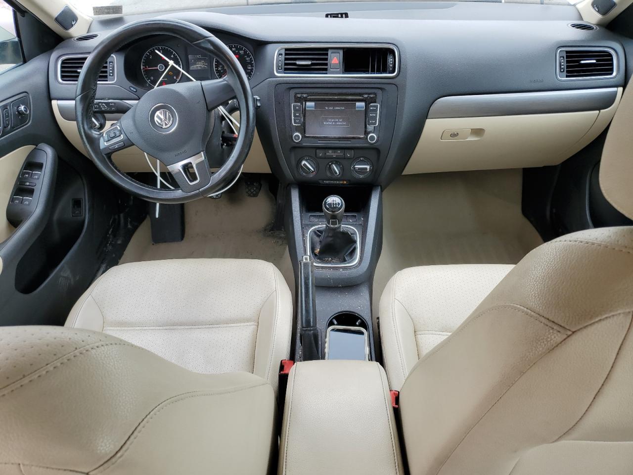 2013 VOLKSWAGEN JETTA