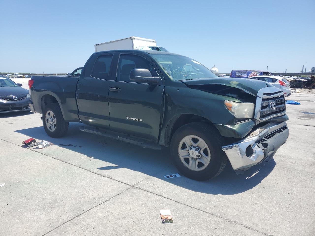 2011 TOYOTA TUNDRA