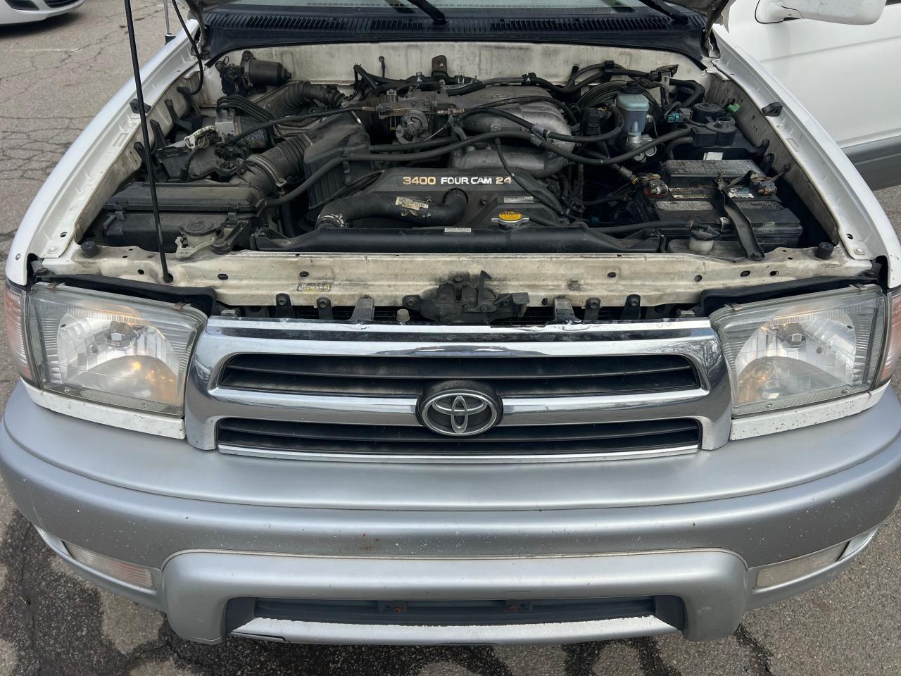 2000 TOYOTA 4Runner