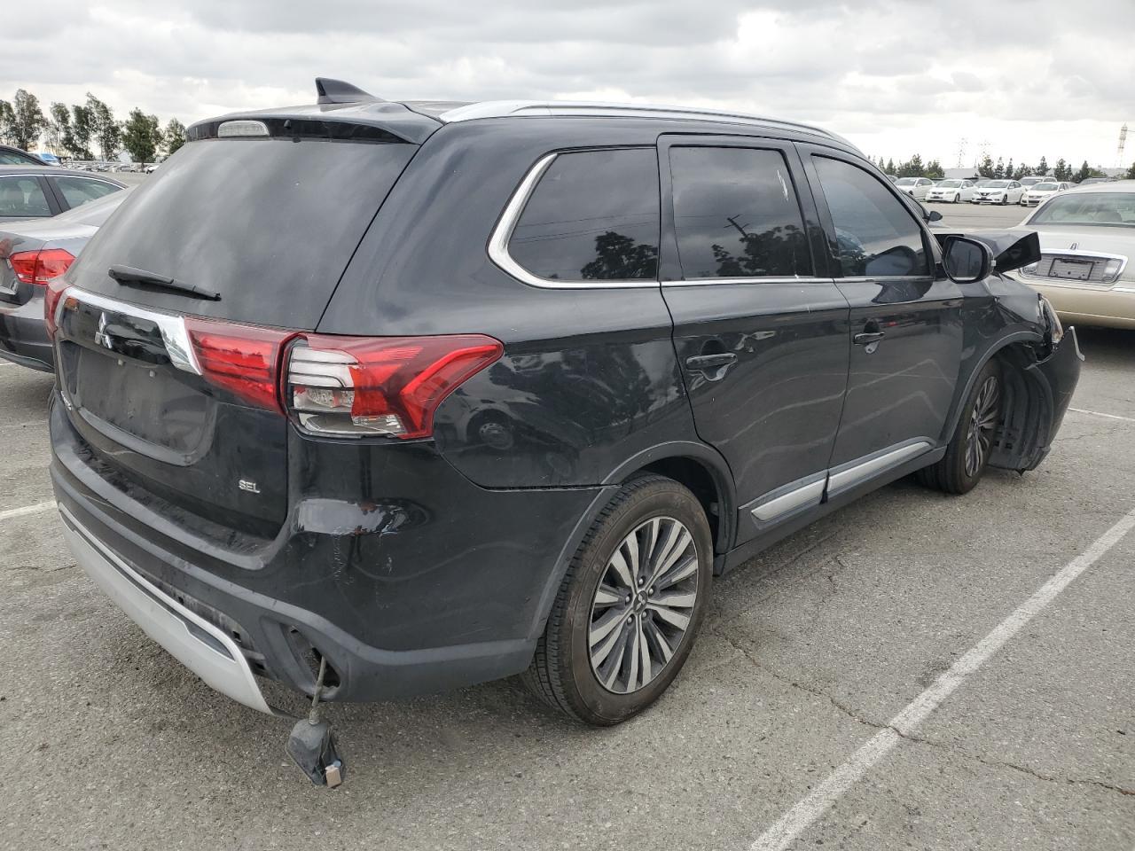 2020 MITSUBISHI outlander