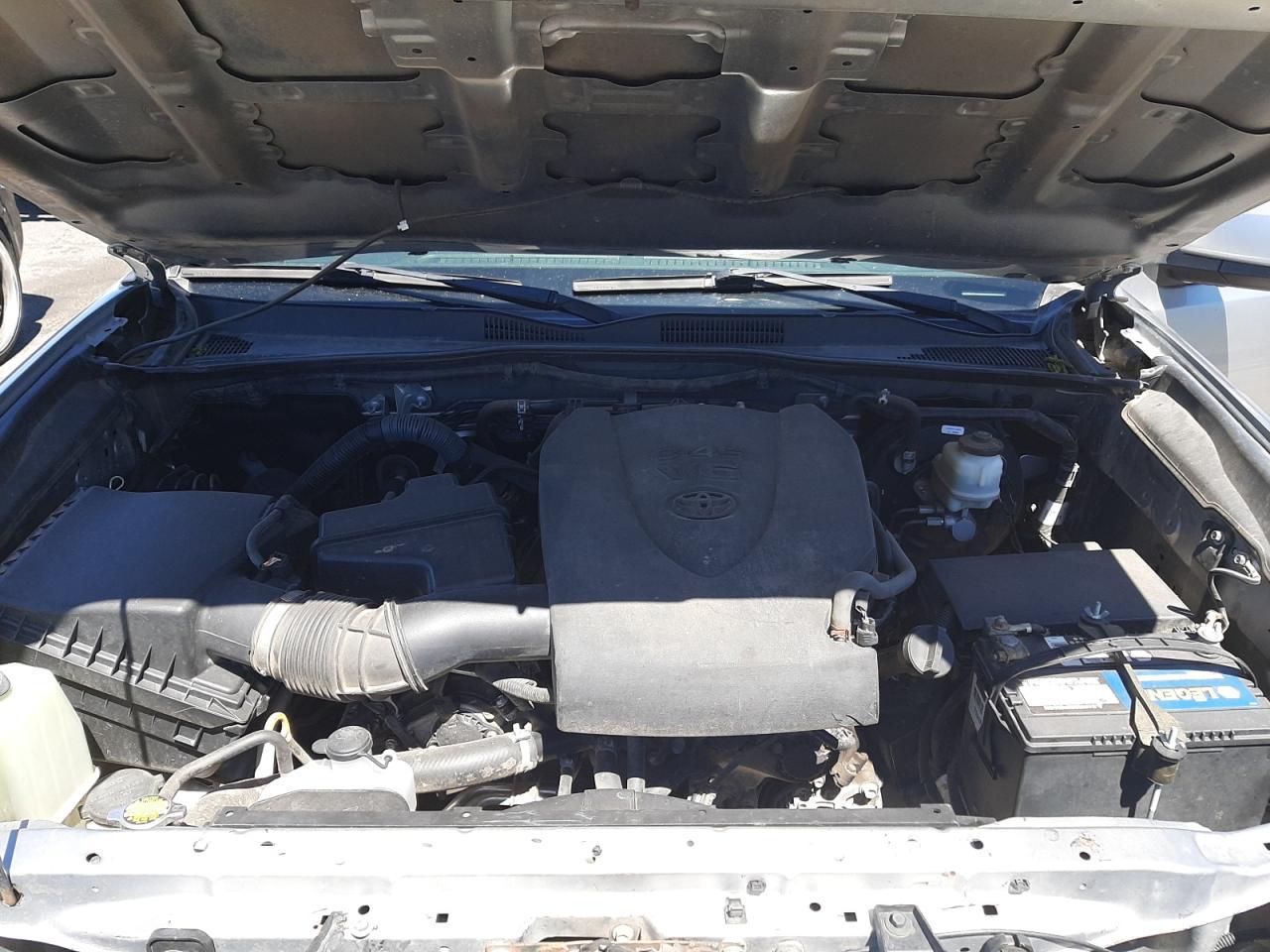 2016 TOYOTA TACOMA