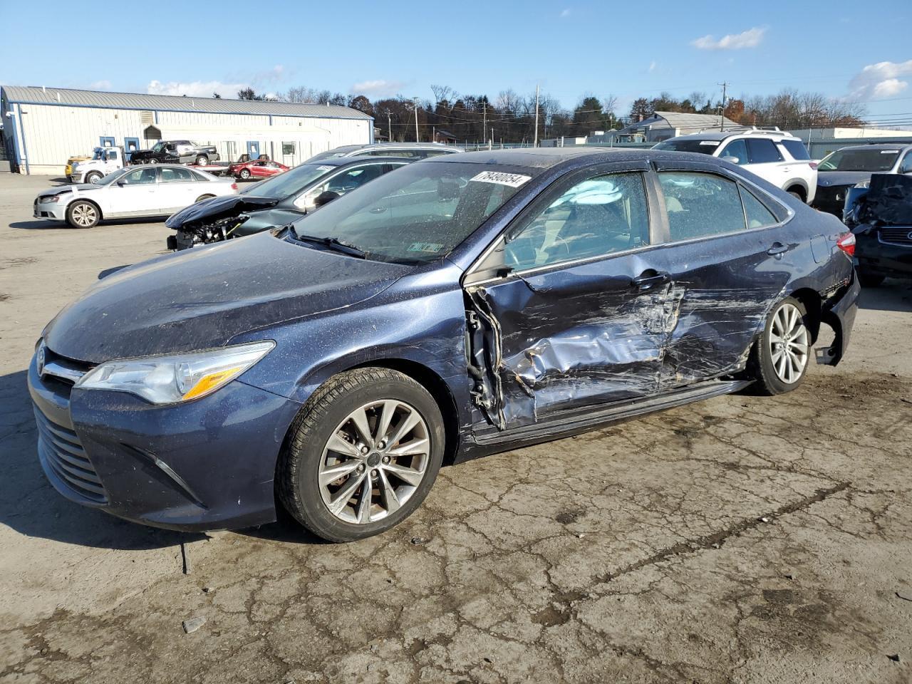 2017 TOYOTA CAMRY