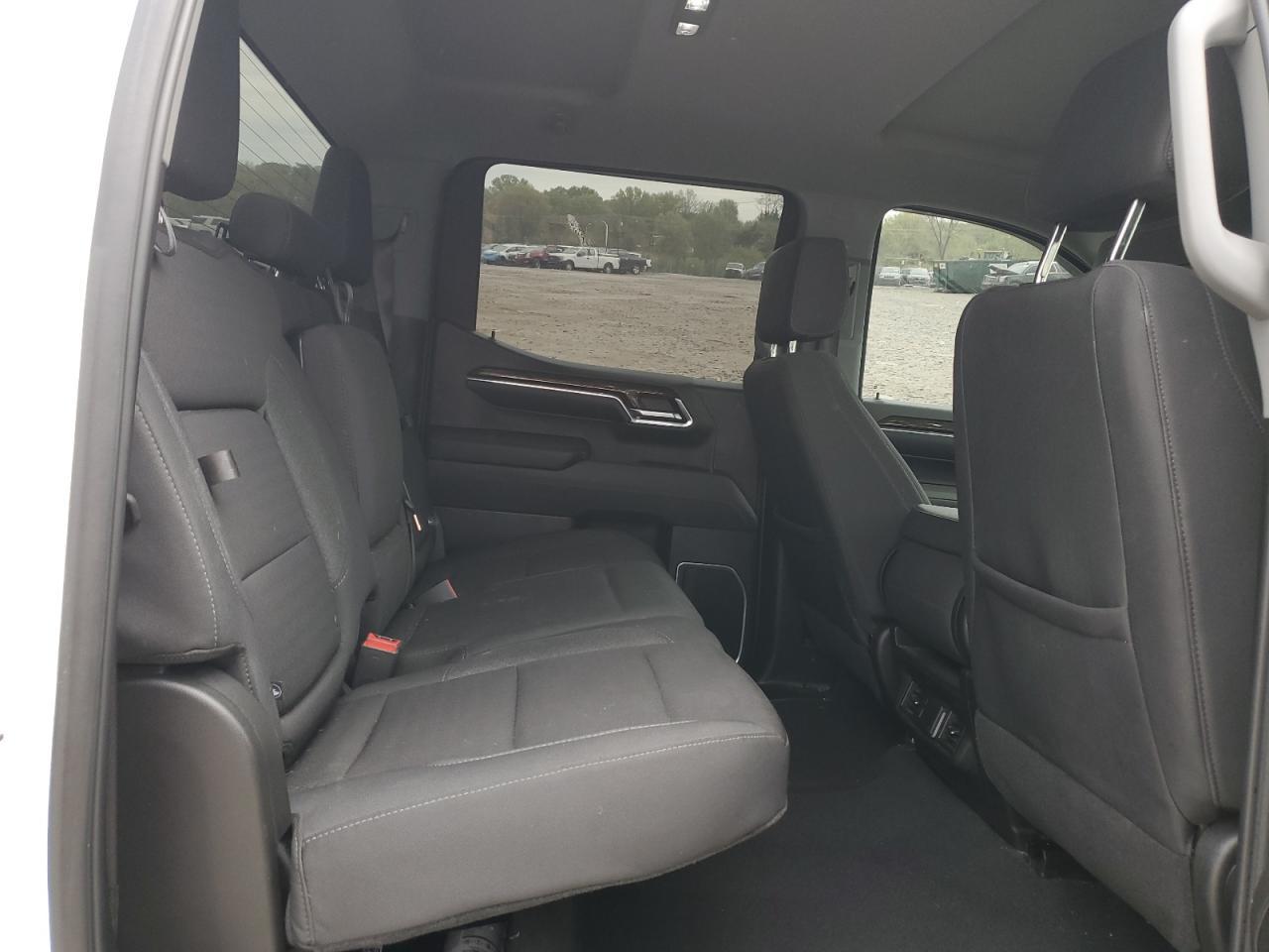 2024 GMC Sierra