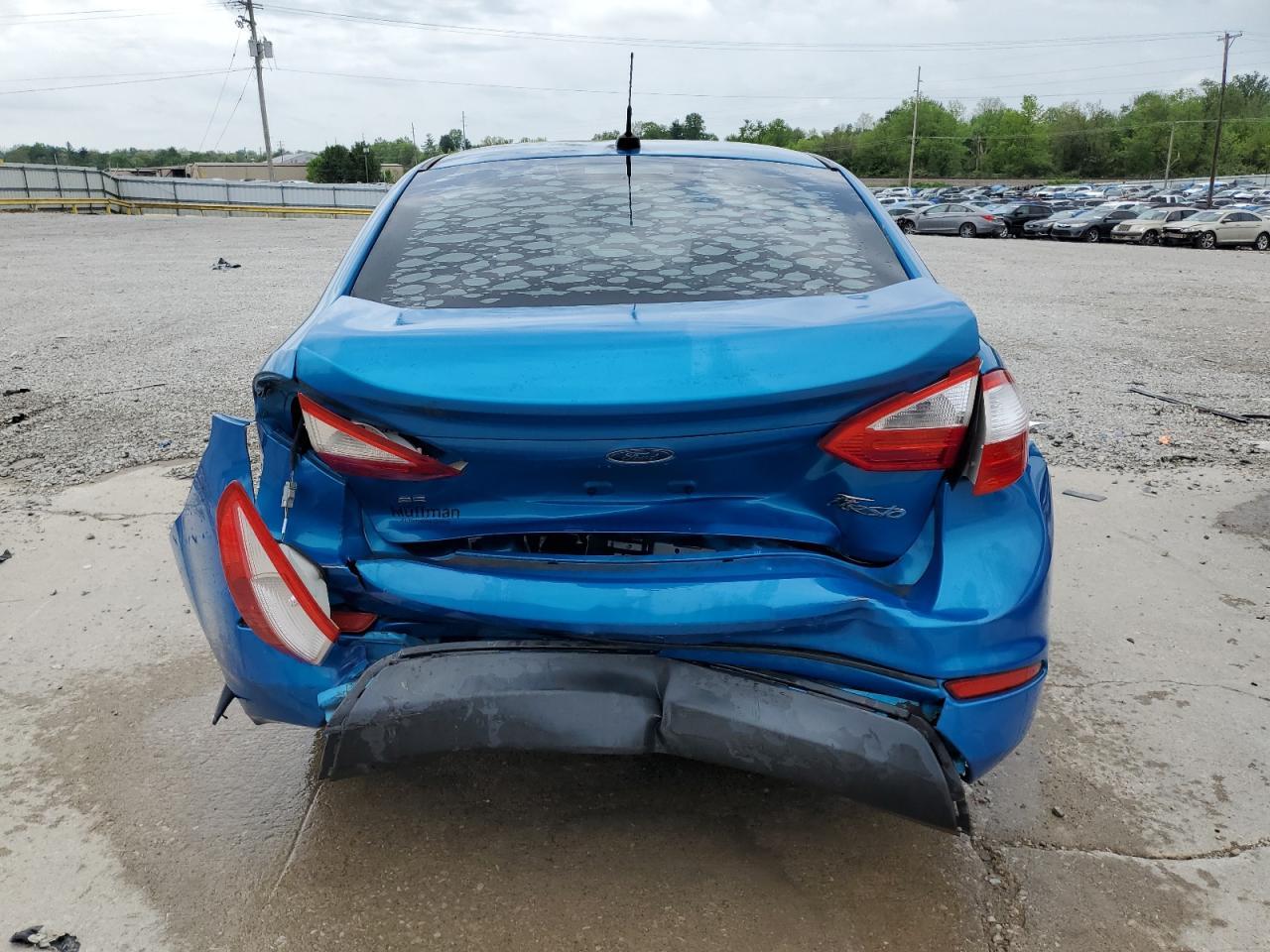 2015 FORD Fiesta