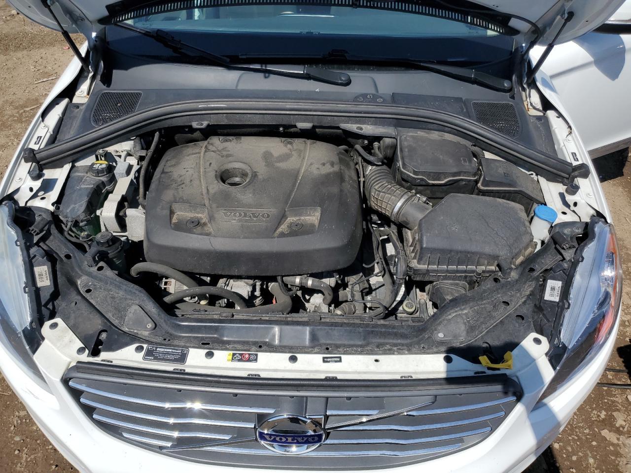 2016 VOLVO XC60