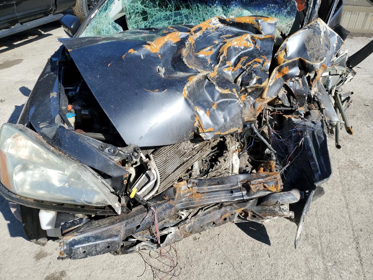 2004 HONDA ACCORD