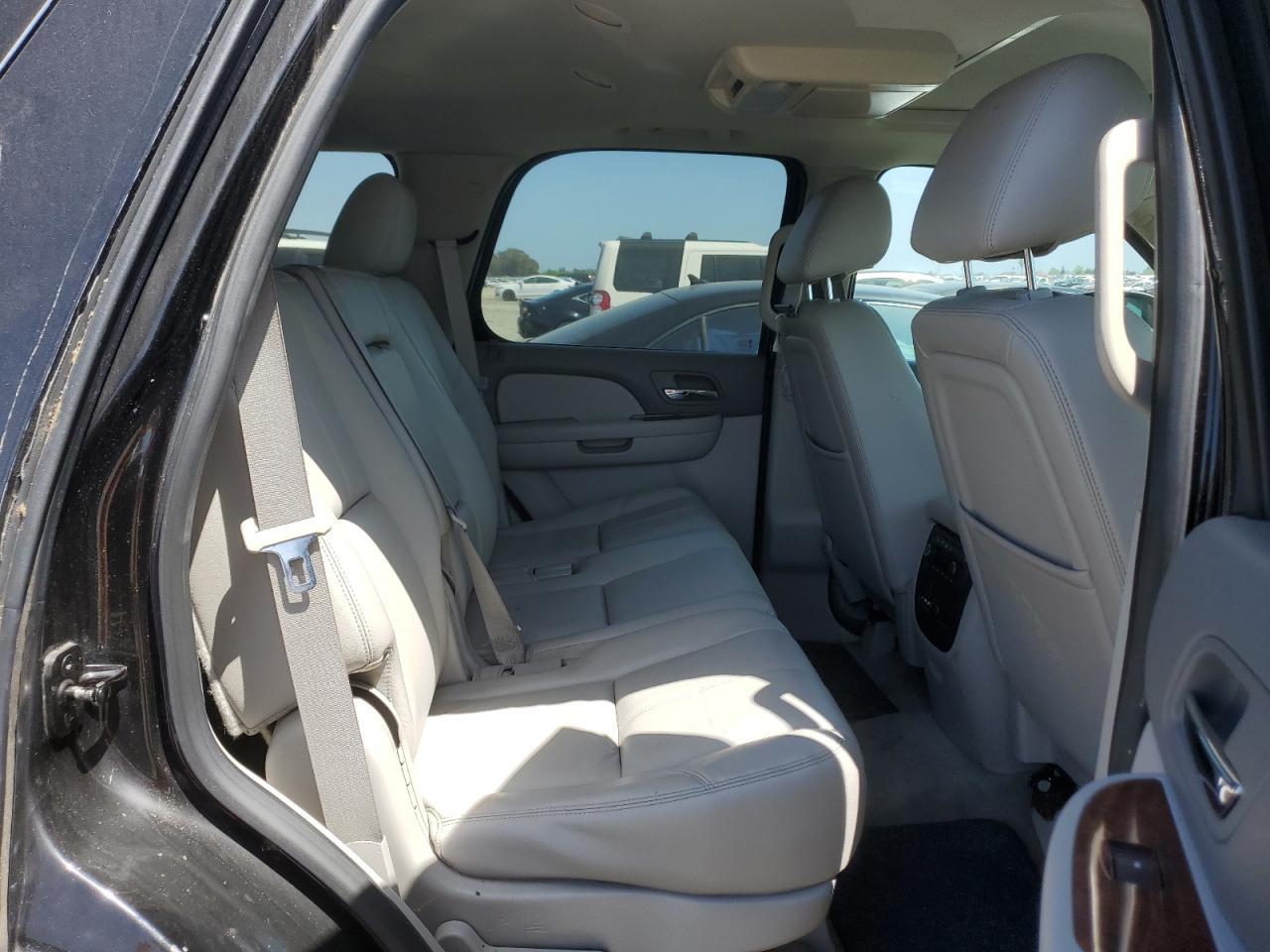 2012 CHEVROLET Tahoe