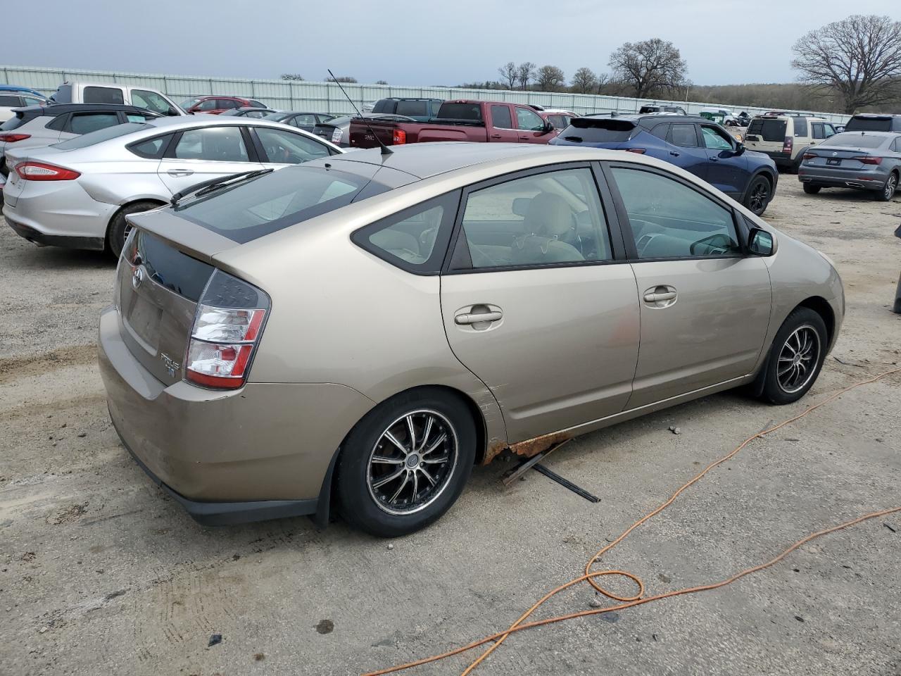 2005 TOYOTA PRIUS