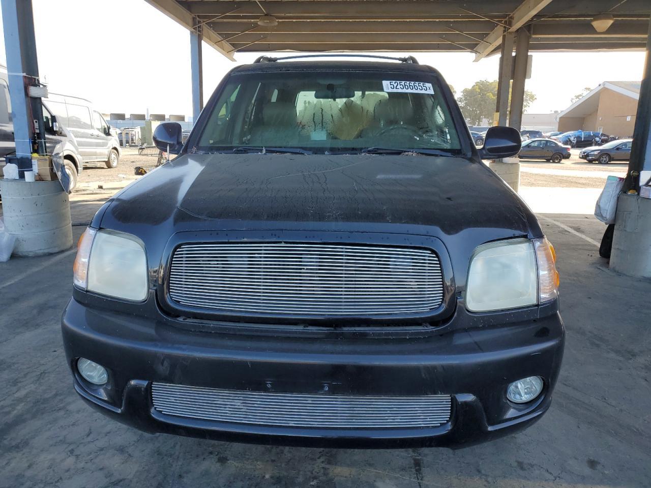2001 TOYOTA Sequoia