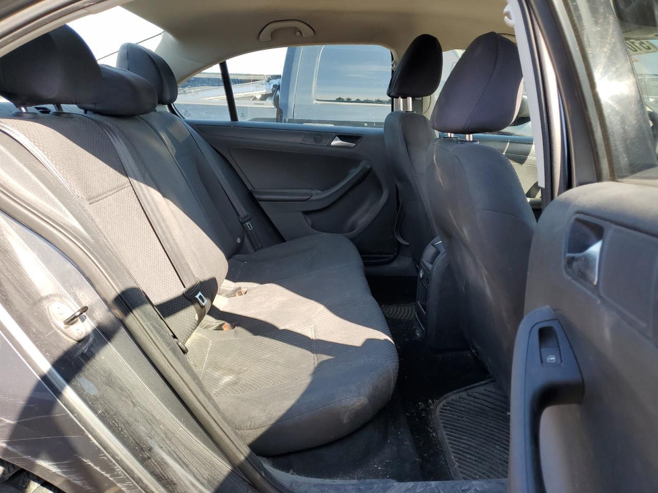 2013 VOLKSWAGEN JETTA