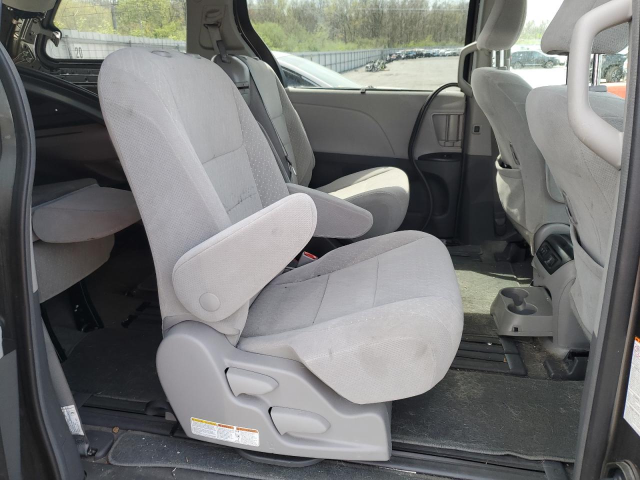 2018 TOYOTA SIENNA