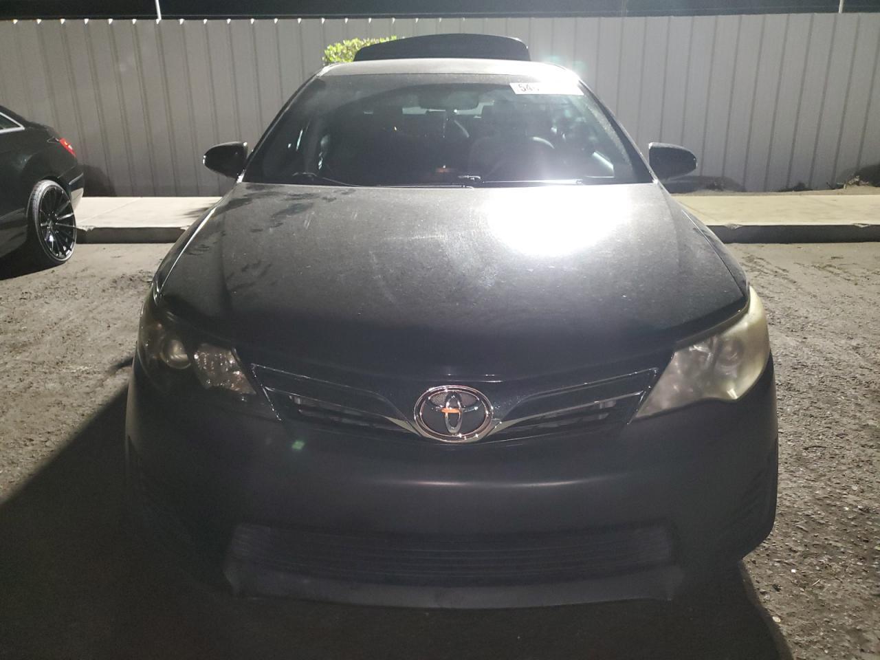 2014 TOYOTA CAMRY
