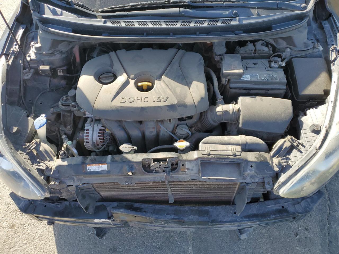 2012 HYUNDAI ELANTRA