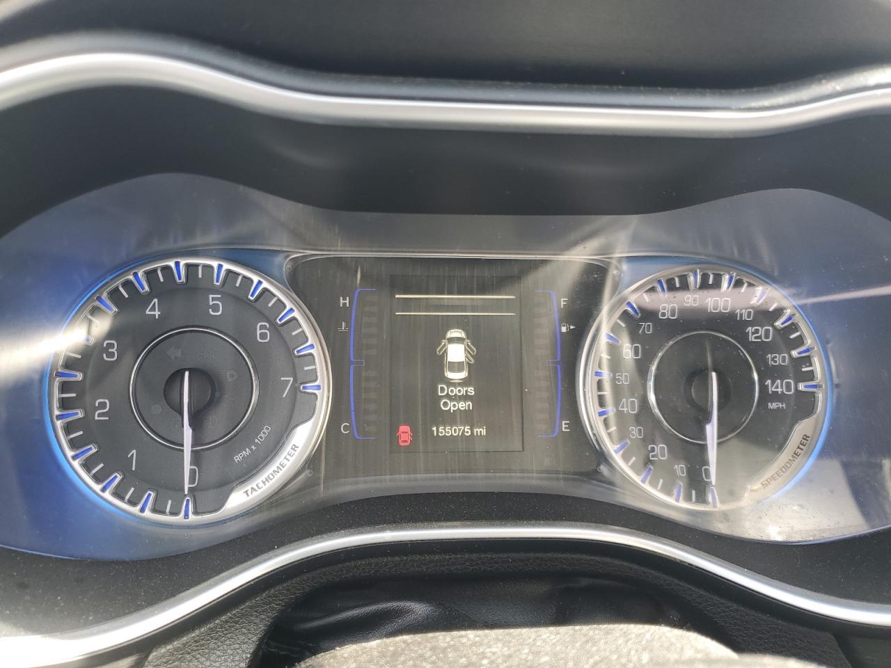 2015 CHRYSLER 200