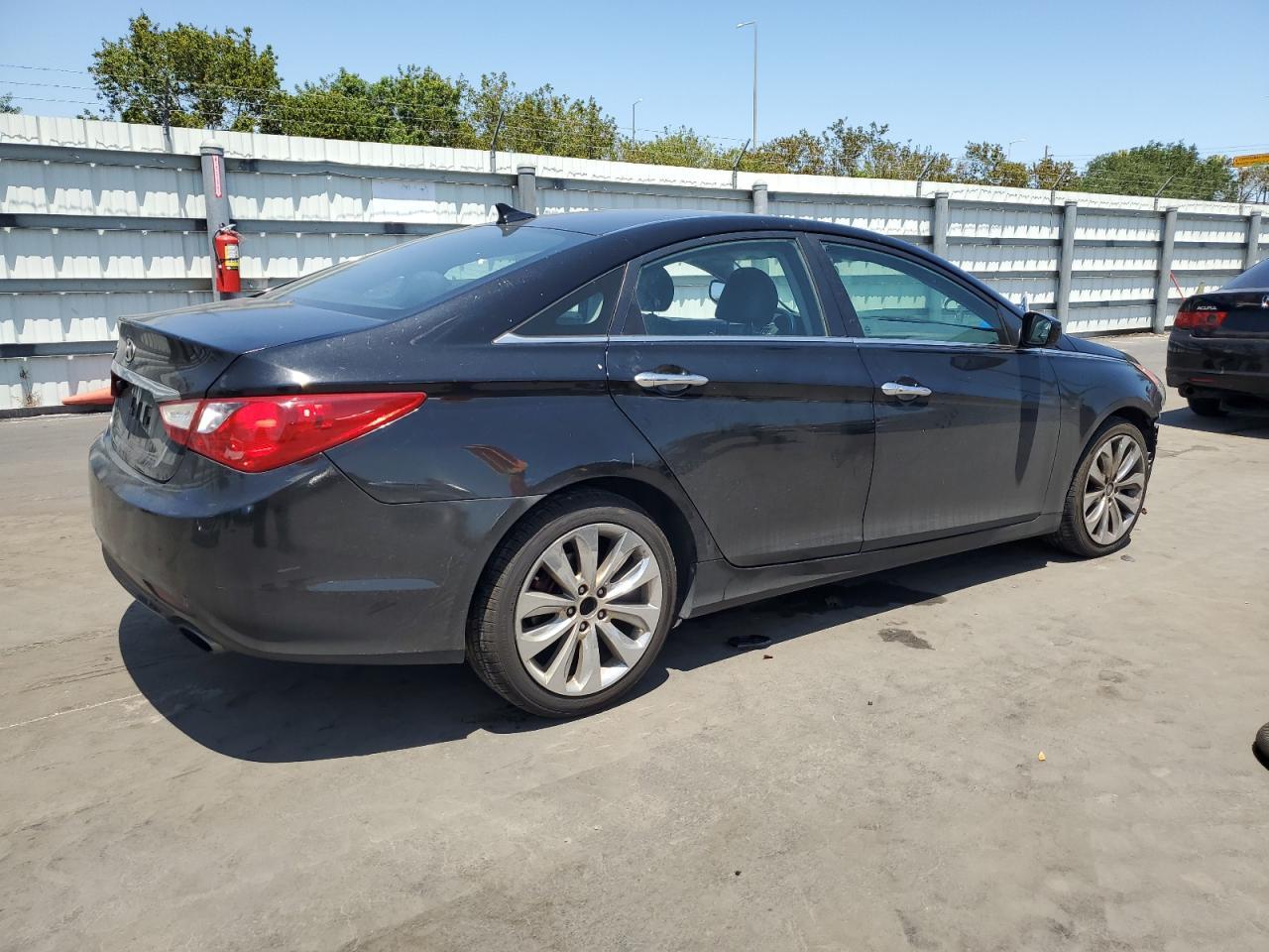 2011 HYUNDAI SONATA