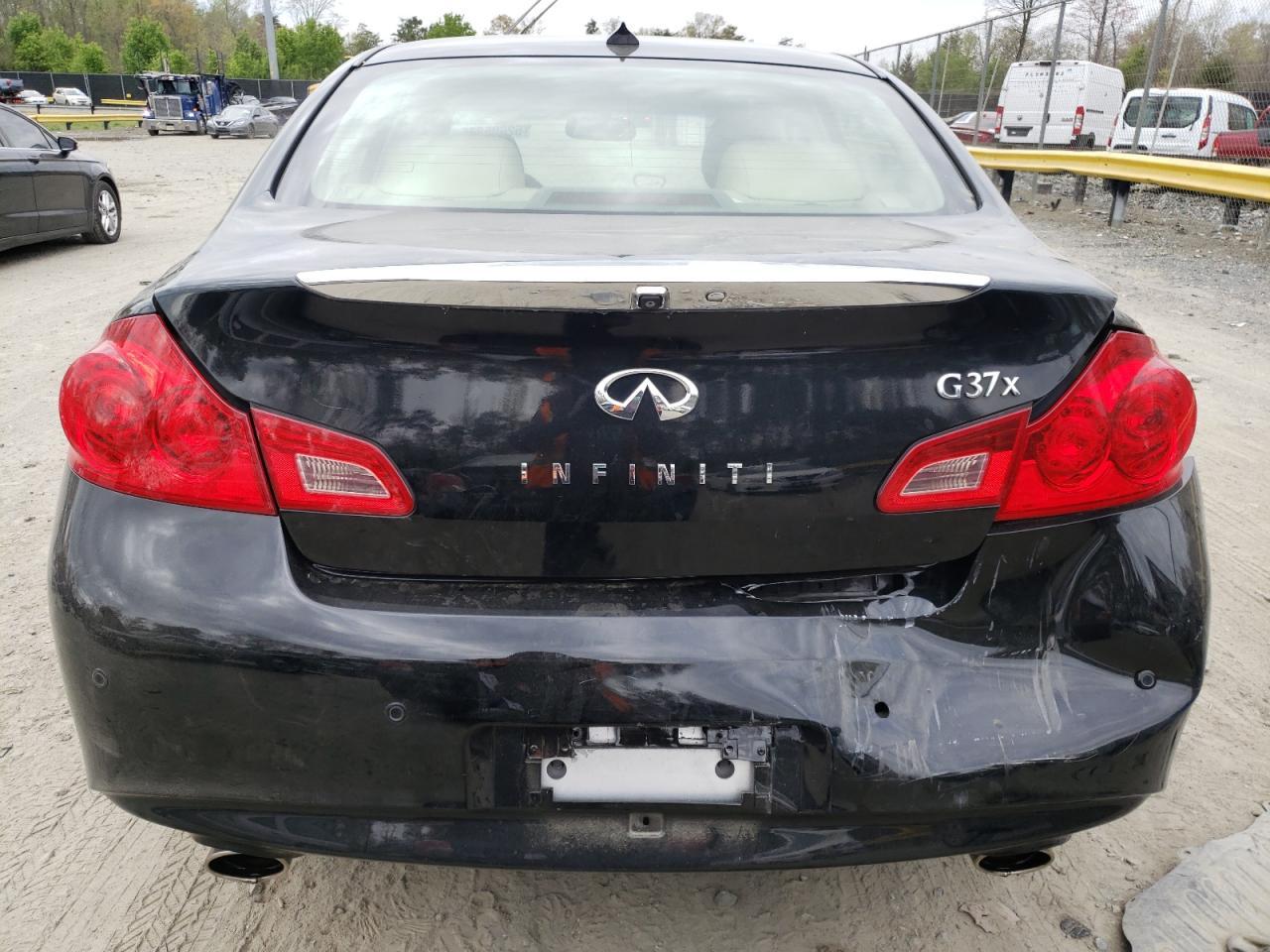 2012 INFINITI G37