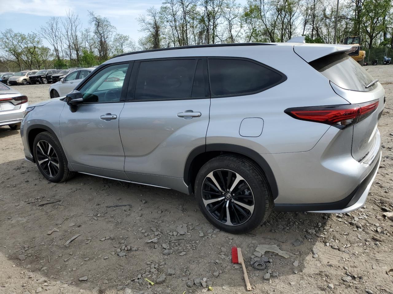 2022 TOYOTA HIGHLANDER