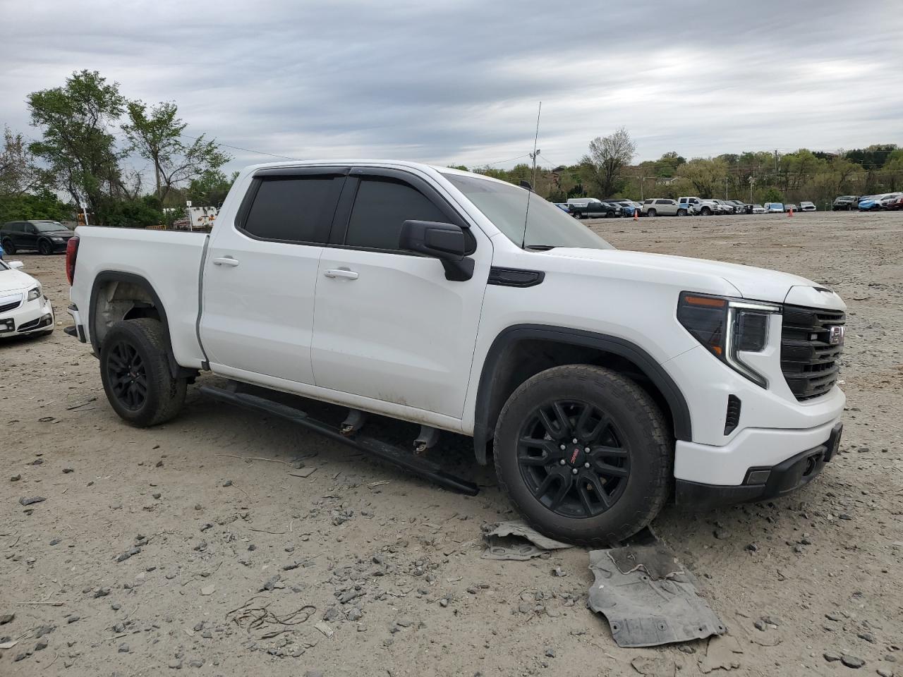2024 GMC Sierra