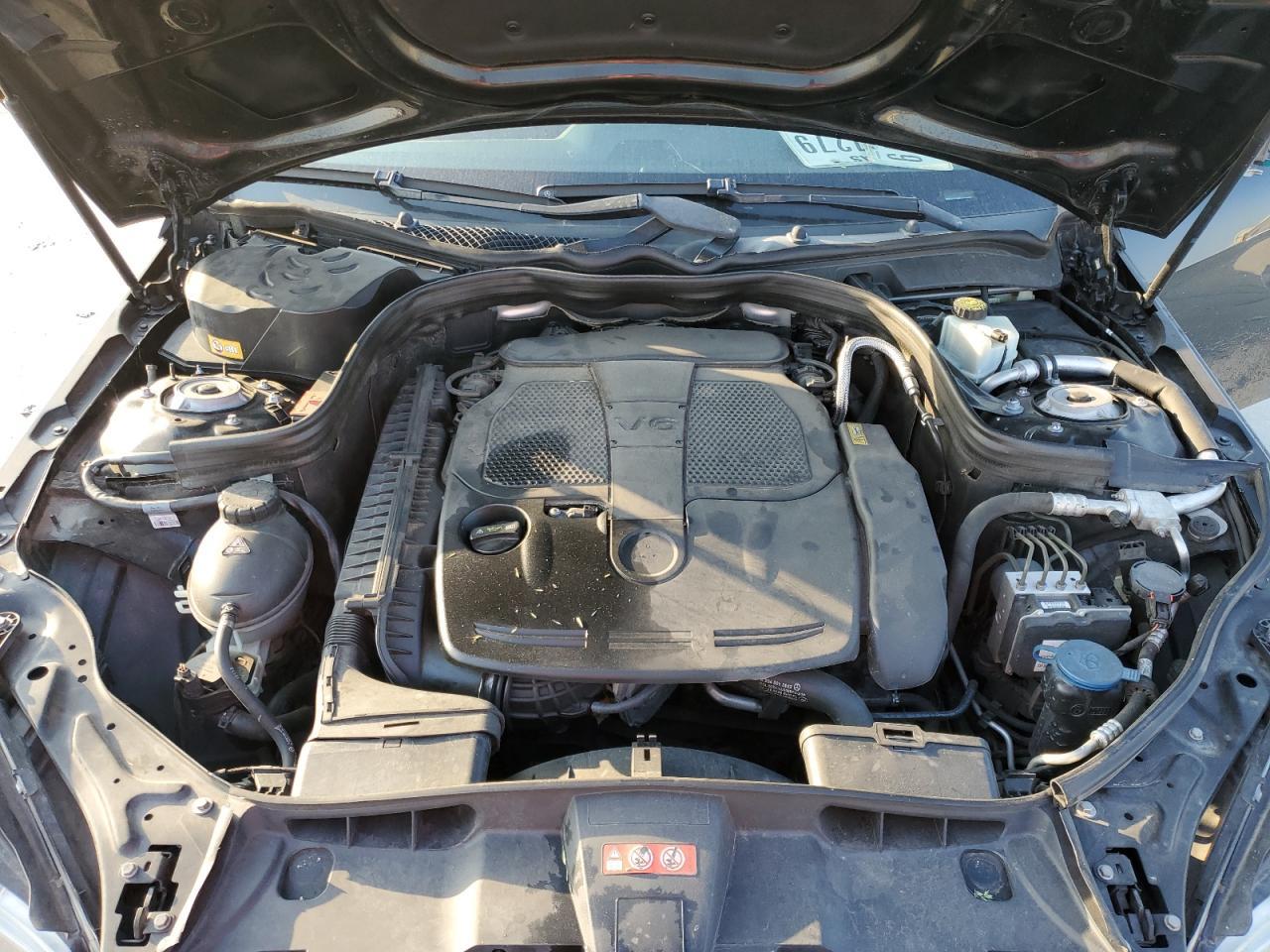 2013 MERCEDES-BENZ E-Class