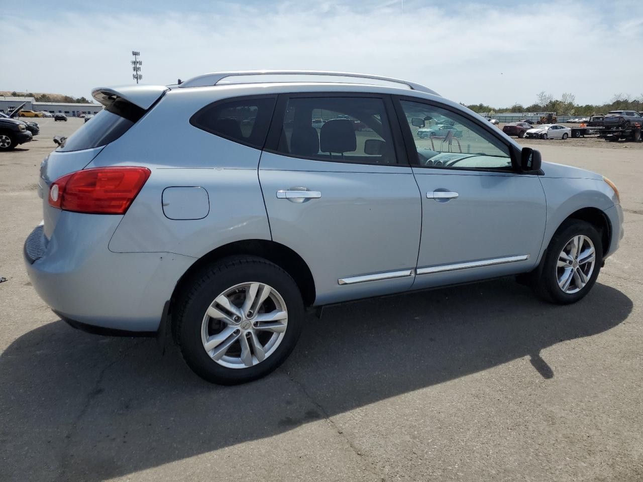 2015 NISSAN ROGUE
