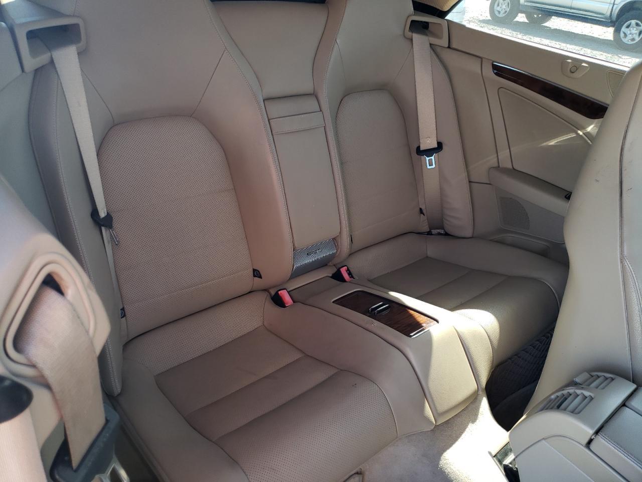 2013 MERCEDES-BENZ E-Class