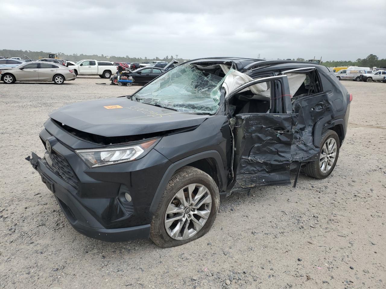 2020 TOYOTA RAV4