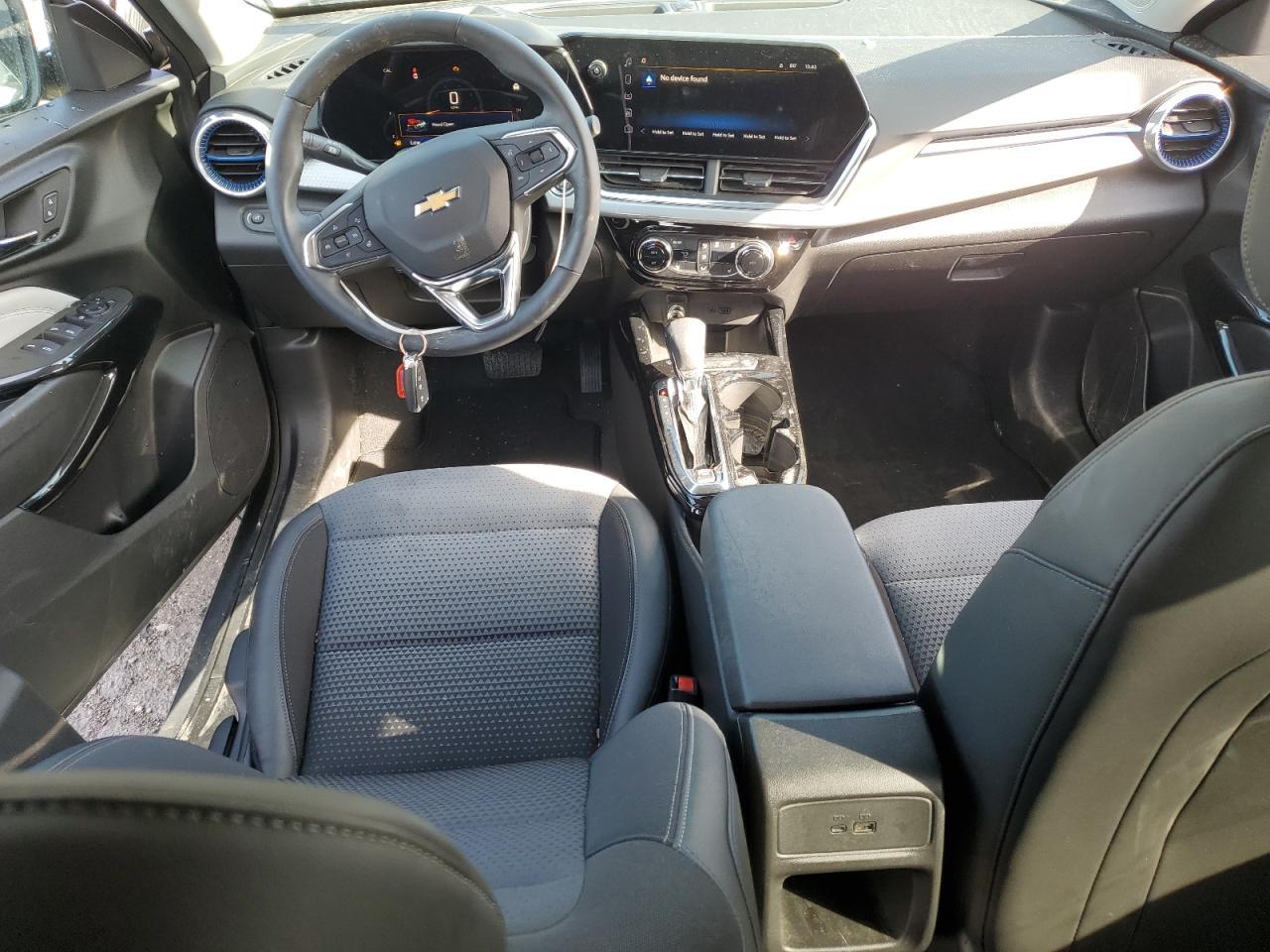 2025 CHEVROLET TRAX