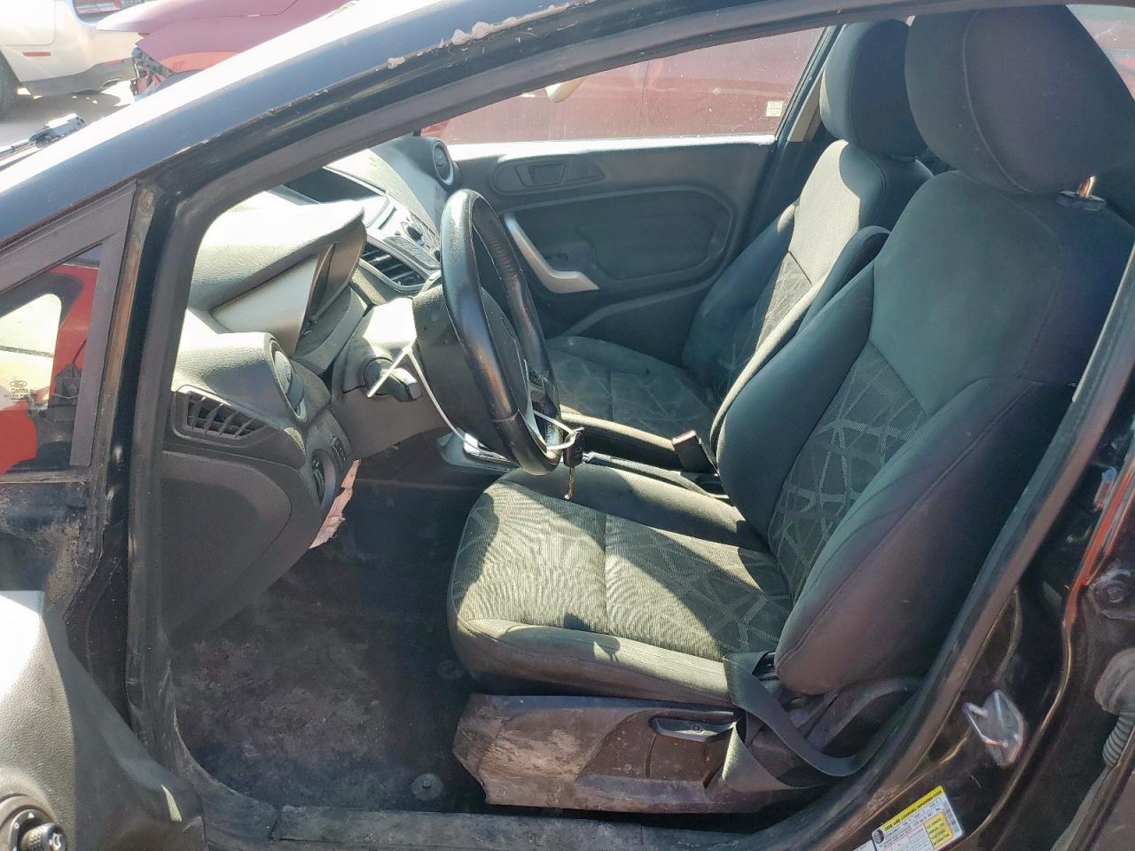 2013 FORD Fiesta