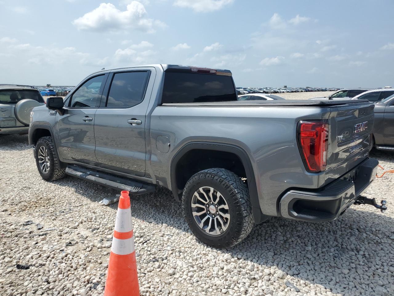 2021 GMC Sierra