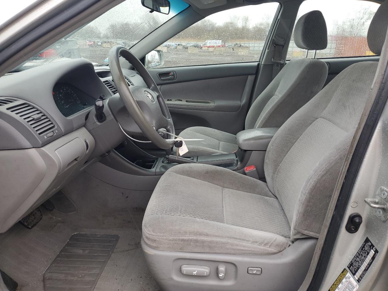 2004 TOYOTA CAMRY