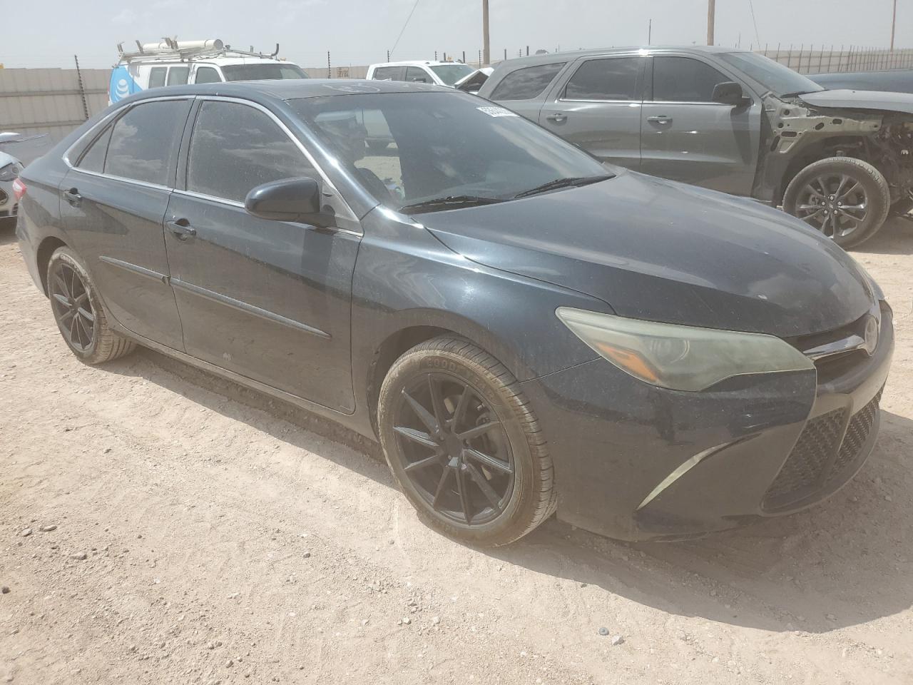 2015 TOYOTA CAMRY