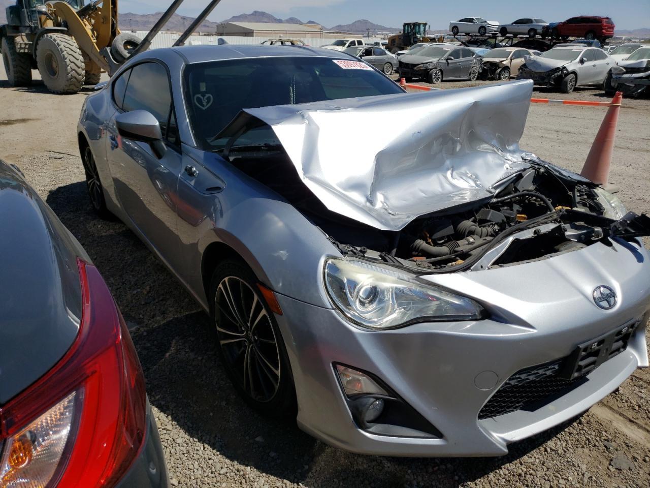 2015 TOYOTA SCION
