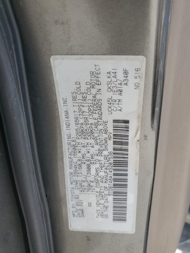 2004 TOYOTA Sequoia