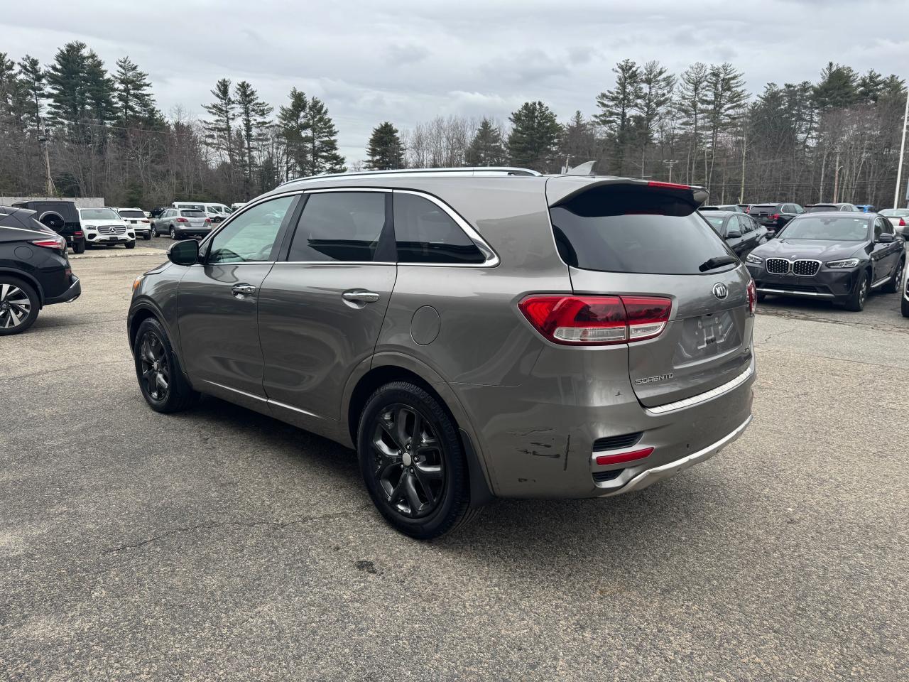 2016 KIA SORENTO