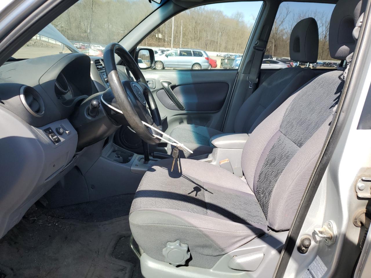 2003 TOYOTA RAV4