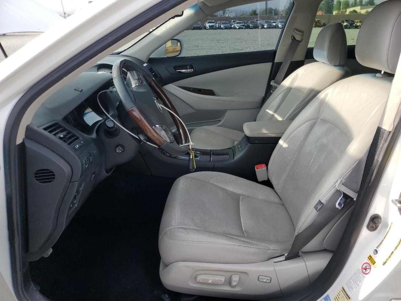 2011 LEXUS ES 350