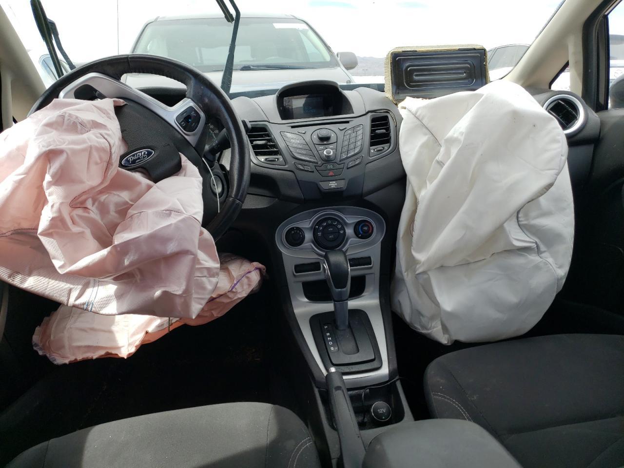 2014 FORD Fiesta