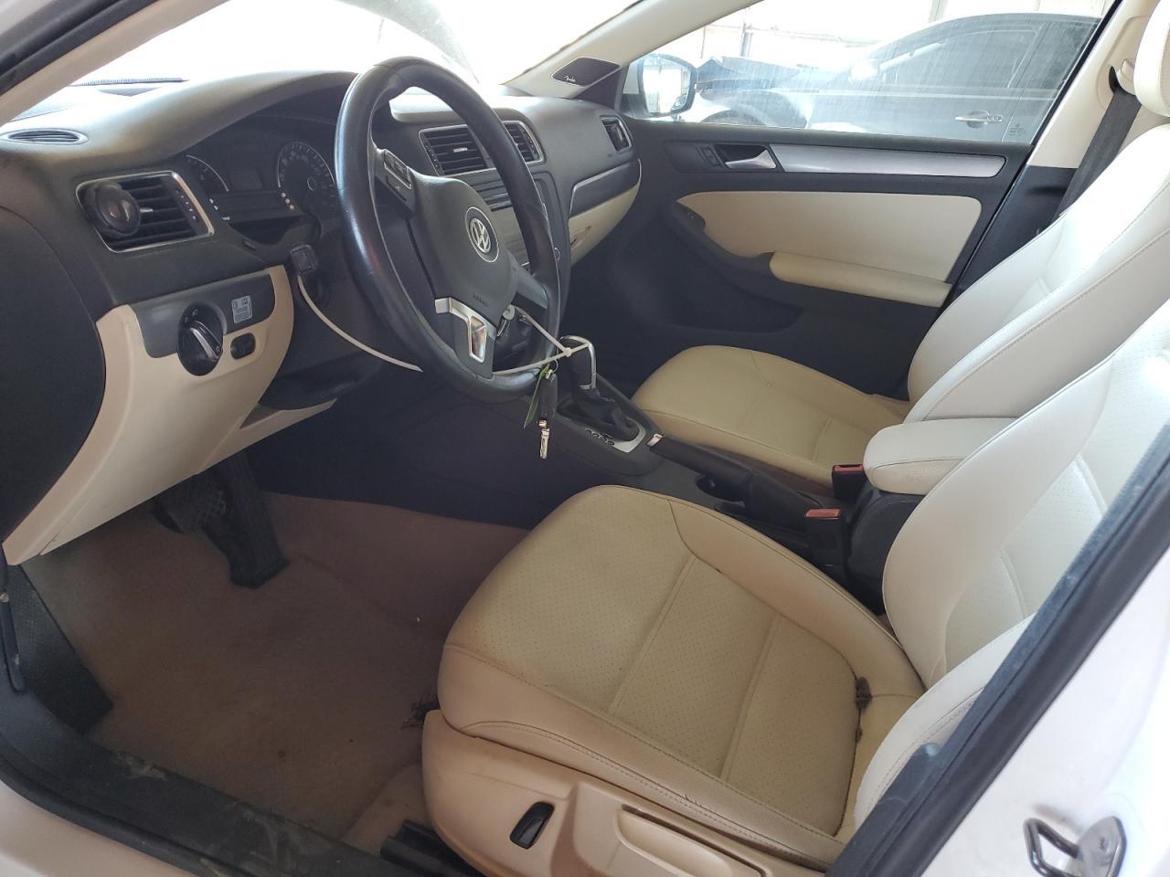 2014 VOLKSWAGEN JETTA