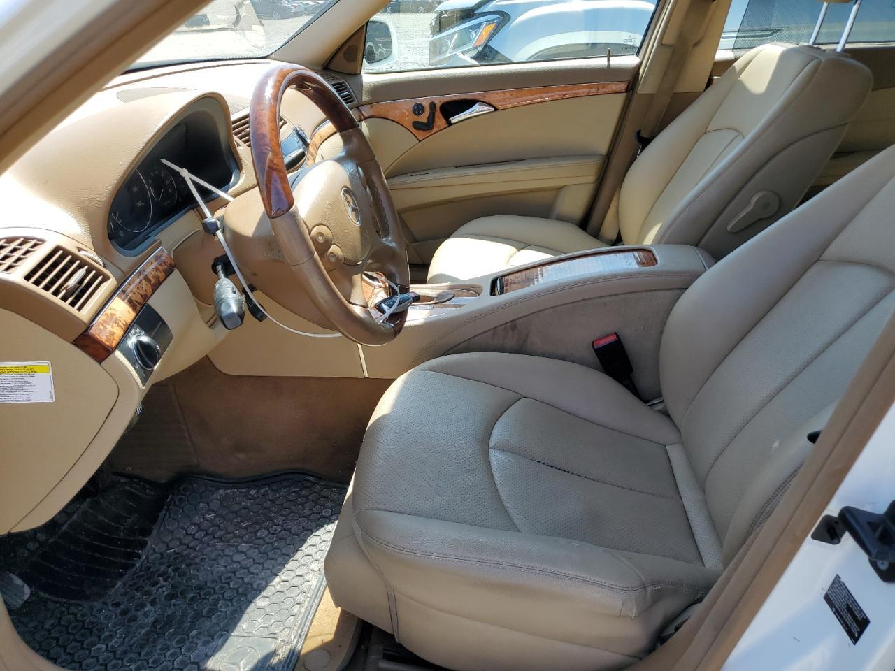2009 MERCEDES-BENZ E-Class