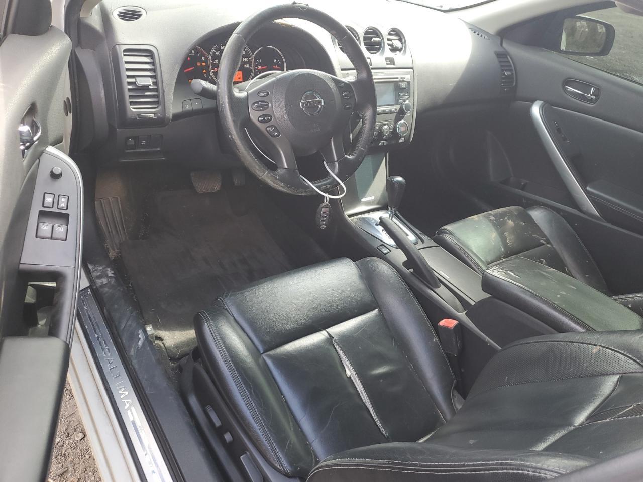 2010 NISSAN ALTIMA