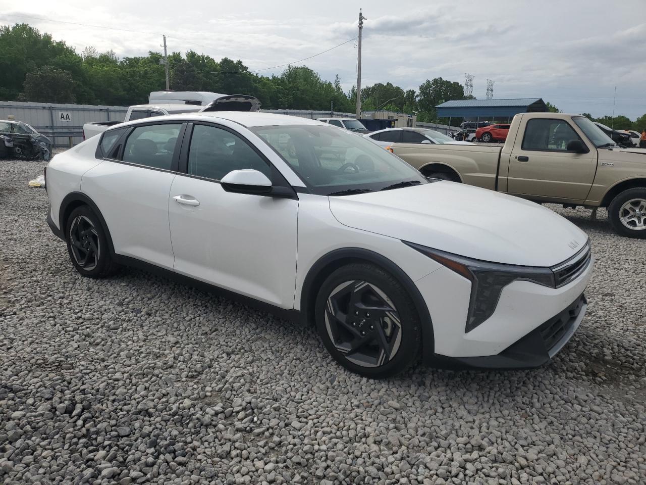 2025 KIA K4