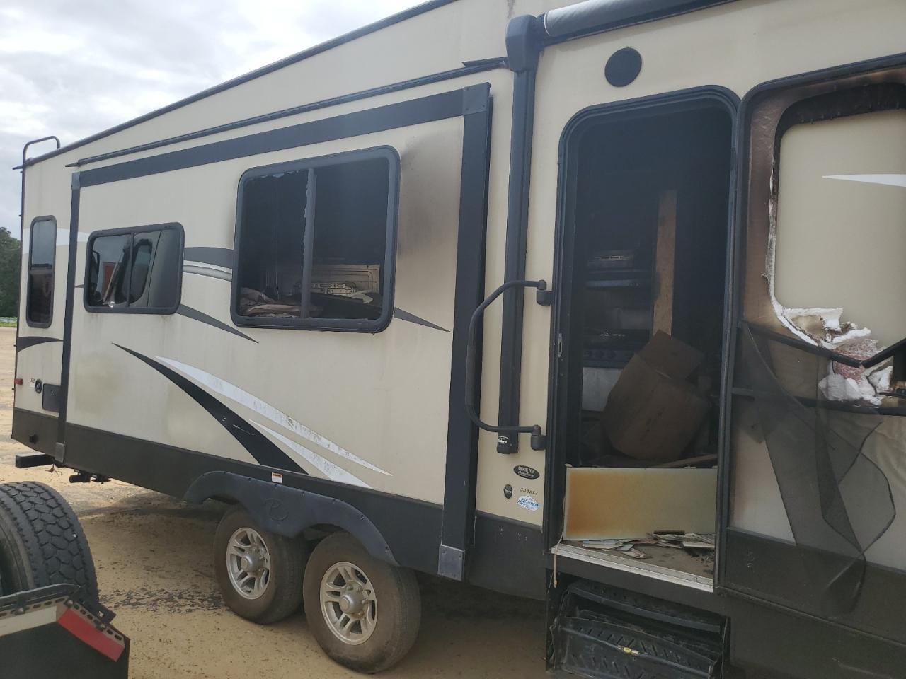 2019 KEYSTONE HIDEOUT