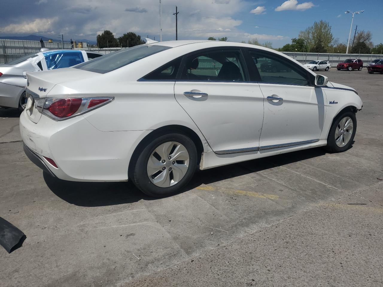 2013 HYUNDAI SONATA