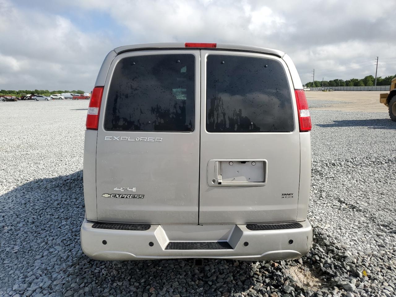 2018 CHEVROLET EXPRESS 2500