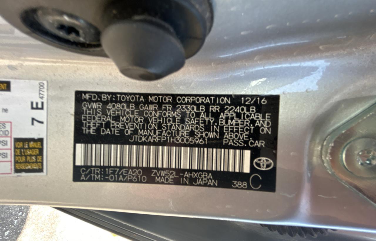2017 TOYOTA PRIUS